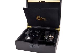 Box_L4_7f8739d0-8b4e-4122-9a7b-29f44e8cb4fc Blazin Kings™ - OG Stash box (with lock) + Accessories Pack